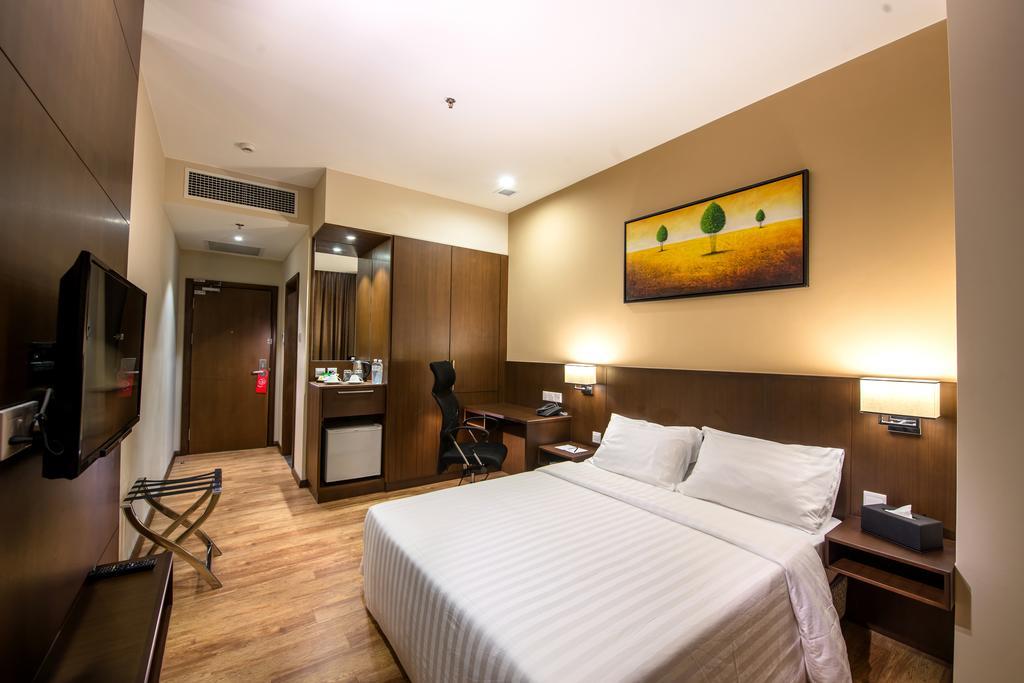 Keoja Hotel Kuala Belait Exterior foto